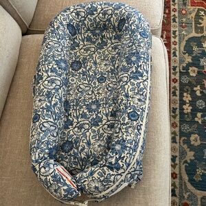 Like new Dock A Tot - barely used